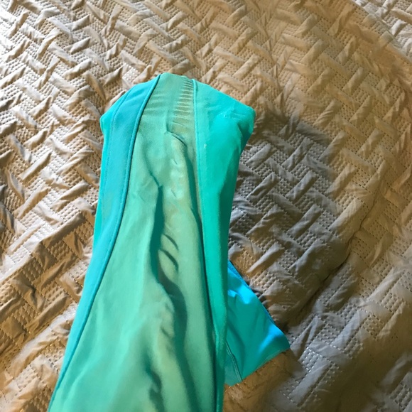 Alo 7/8 pants good condition size s!! - Picture 7 of 9